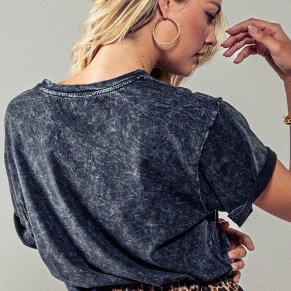 NEW IN TRENDY OVERSIZED MINERAL WASHED FEARLESS TIGER GRAPHIC TEE - Picture 5 of 7